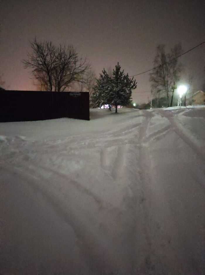 Дорога у домов