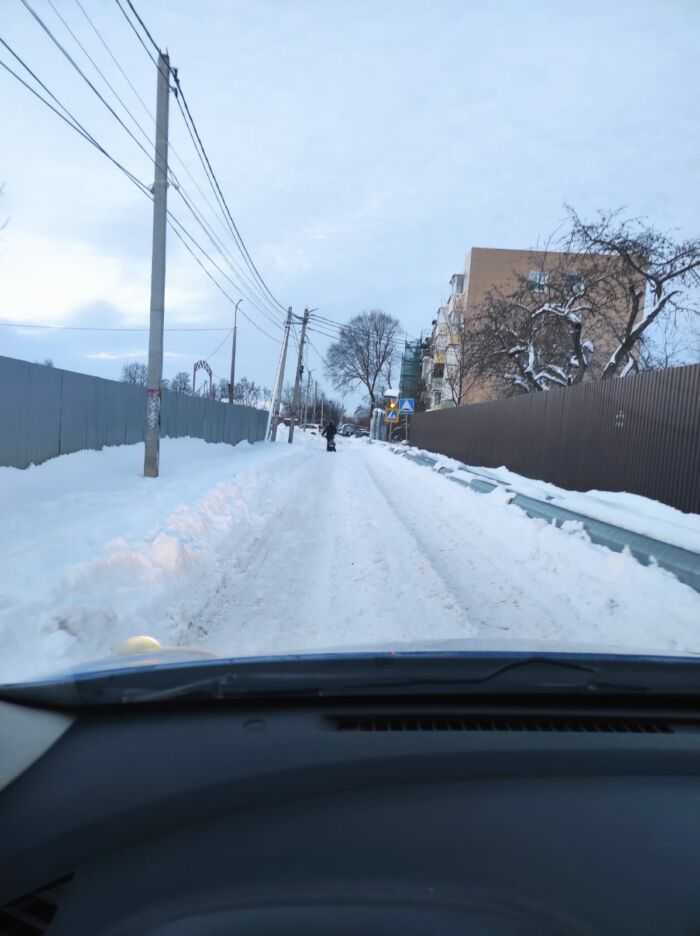 Дорога у школы