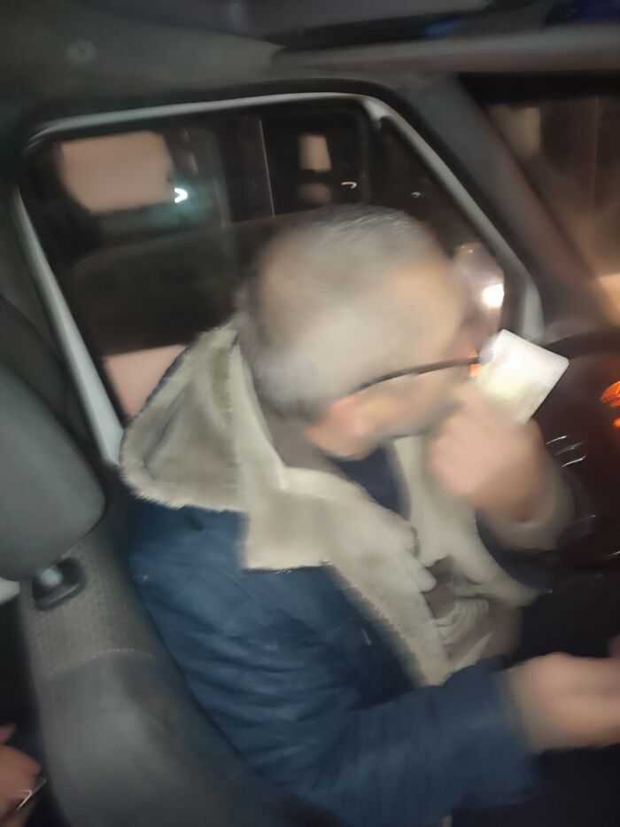 Сам водитель